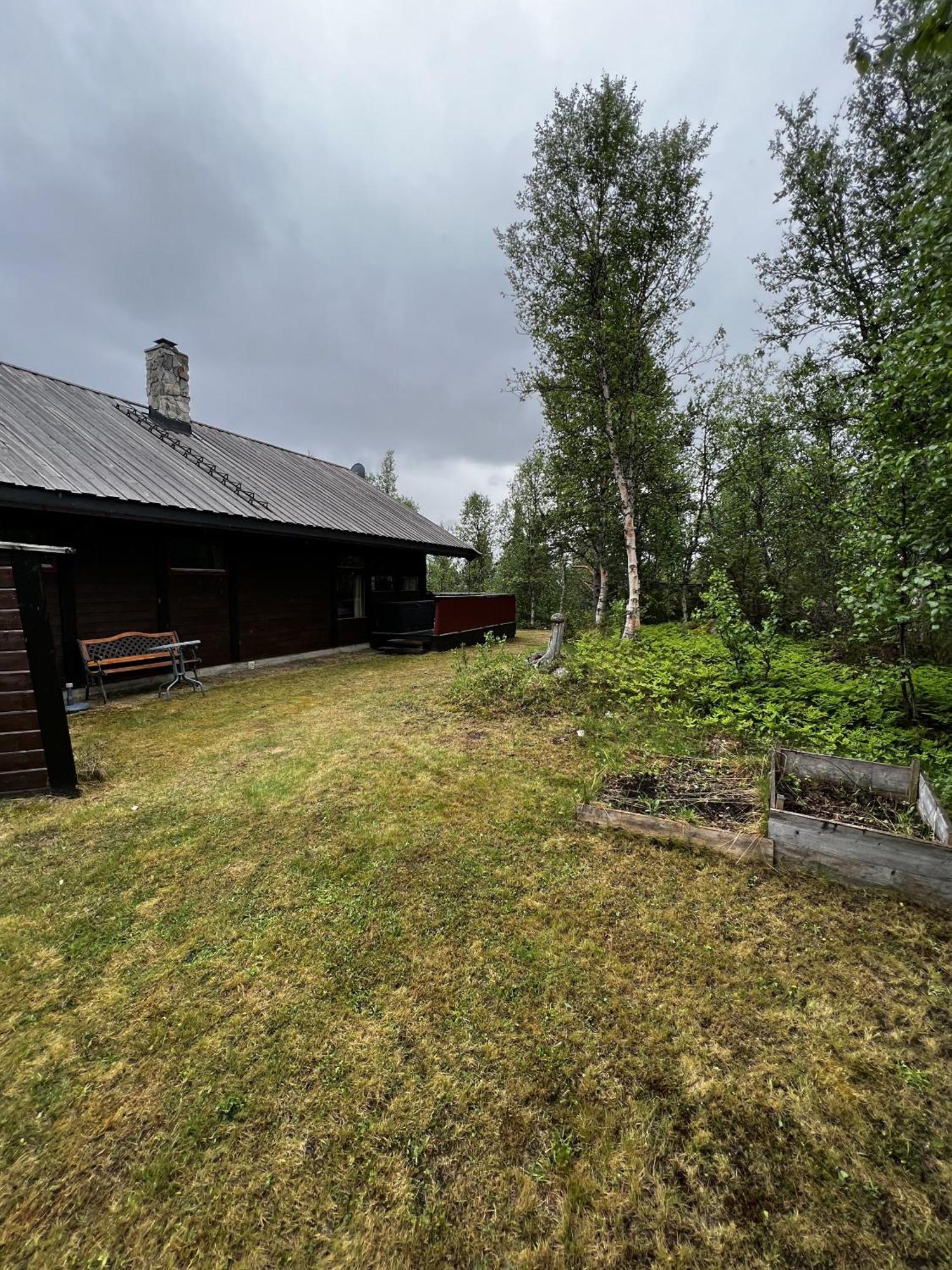 Koselig Hytte Med Usjenert Og Solrik Beliggenhet 耶卢 外观 照片