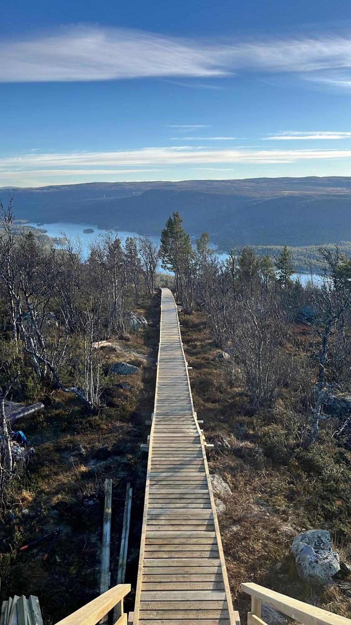 Koselig Hytte Med Usjenert Og Solrik Beliggenhet 耶卢 外观 照片